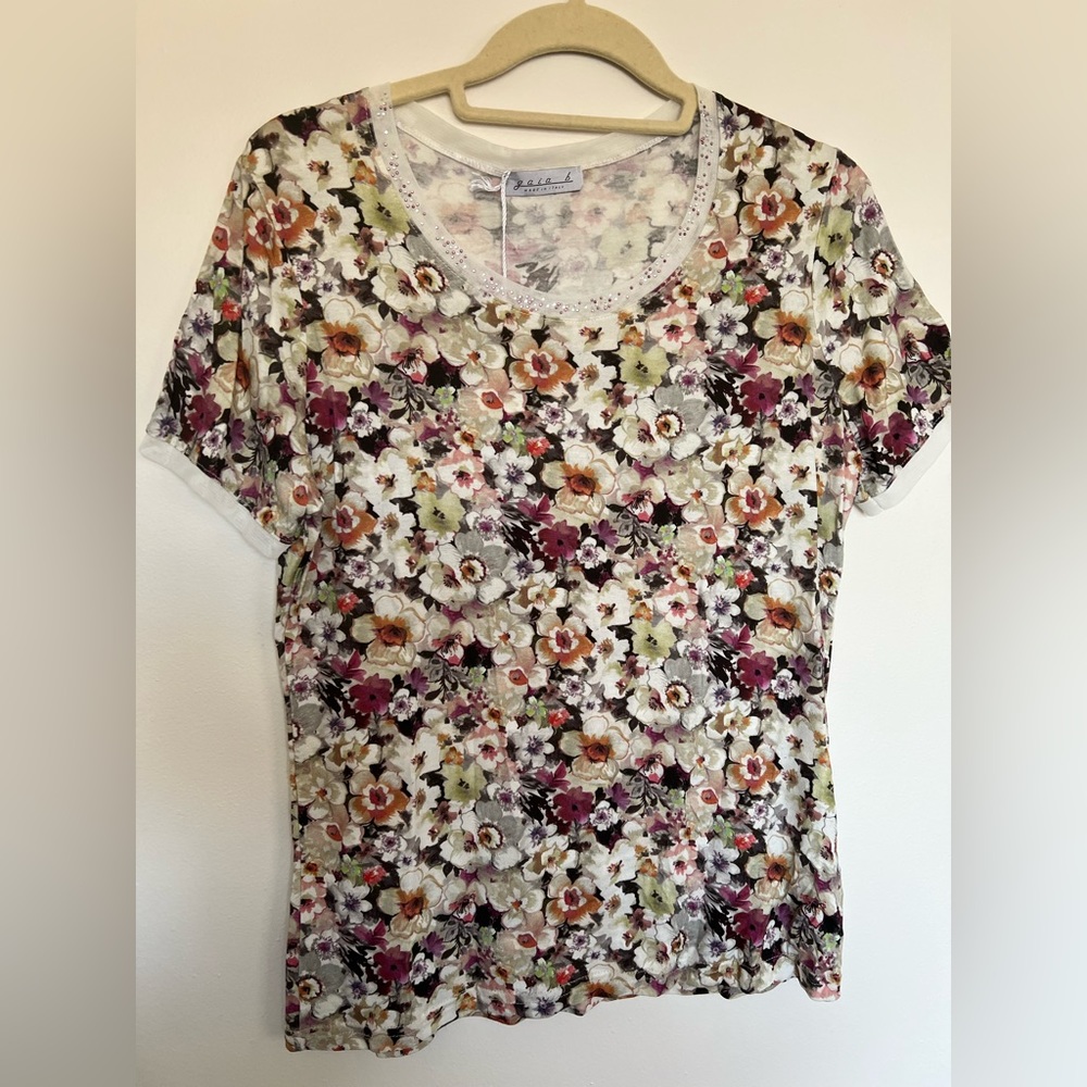 Gaia b top size XL made in Italy.